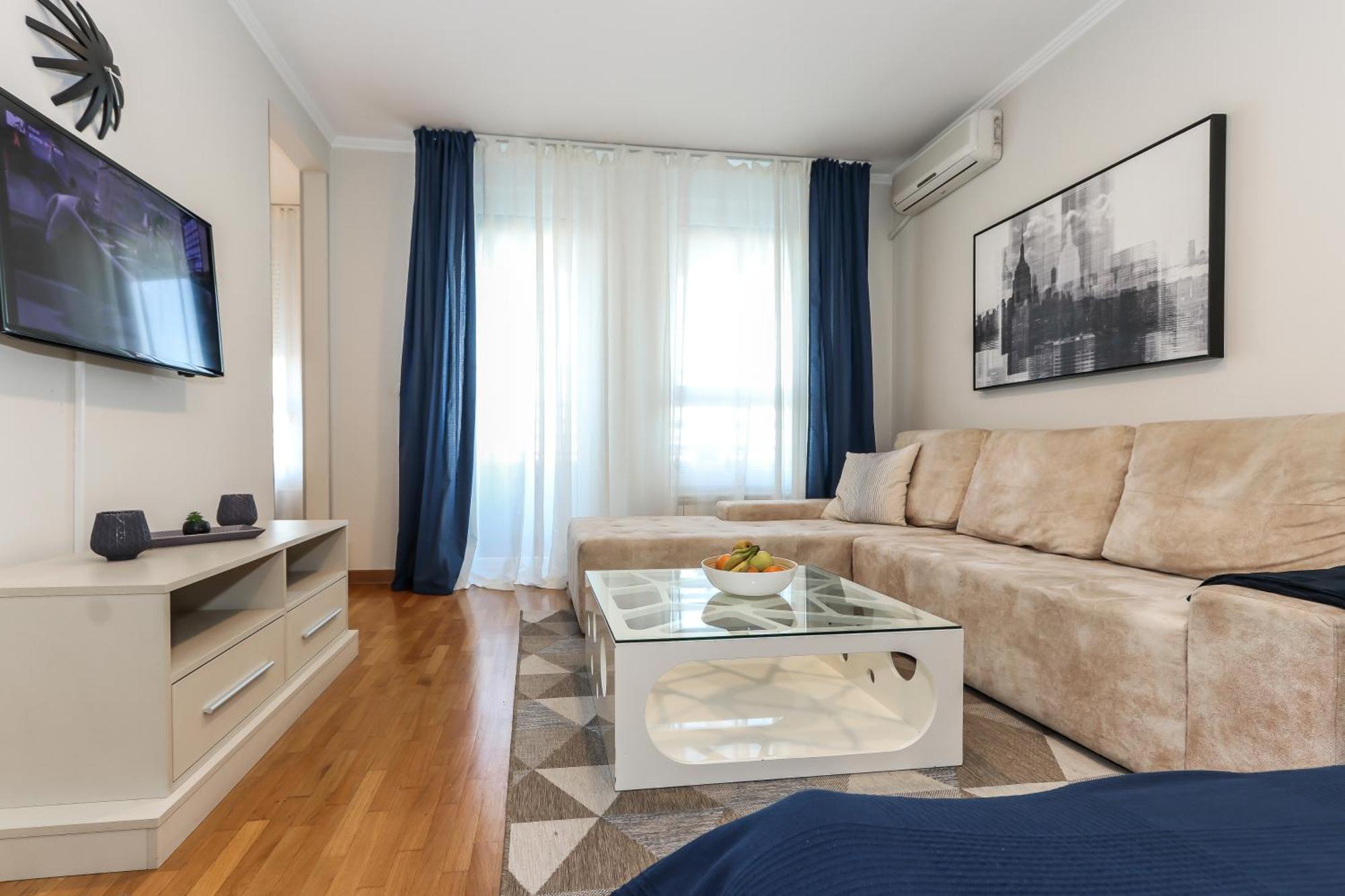 New Belgrade Apartments, Parking 5 Eur Per Day Ngoại thất bức ảnh