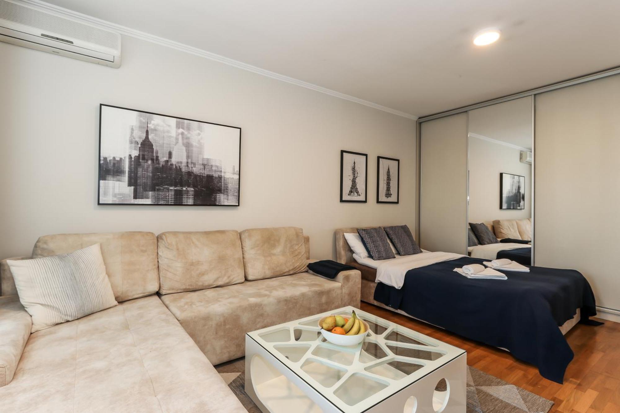 New Belgrade Apartments, Parking 5 Eur Per Day Ngoại thất bức ảnh