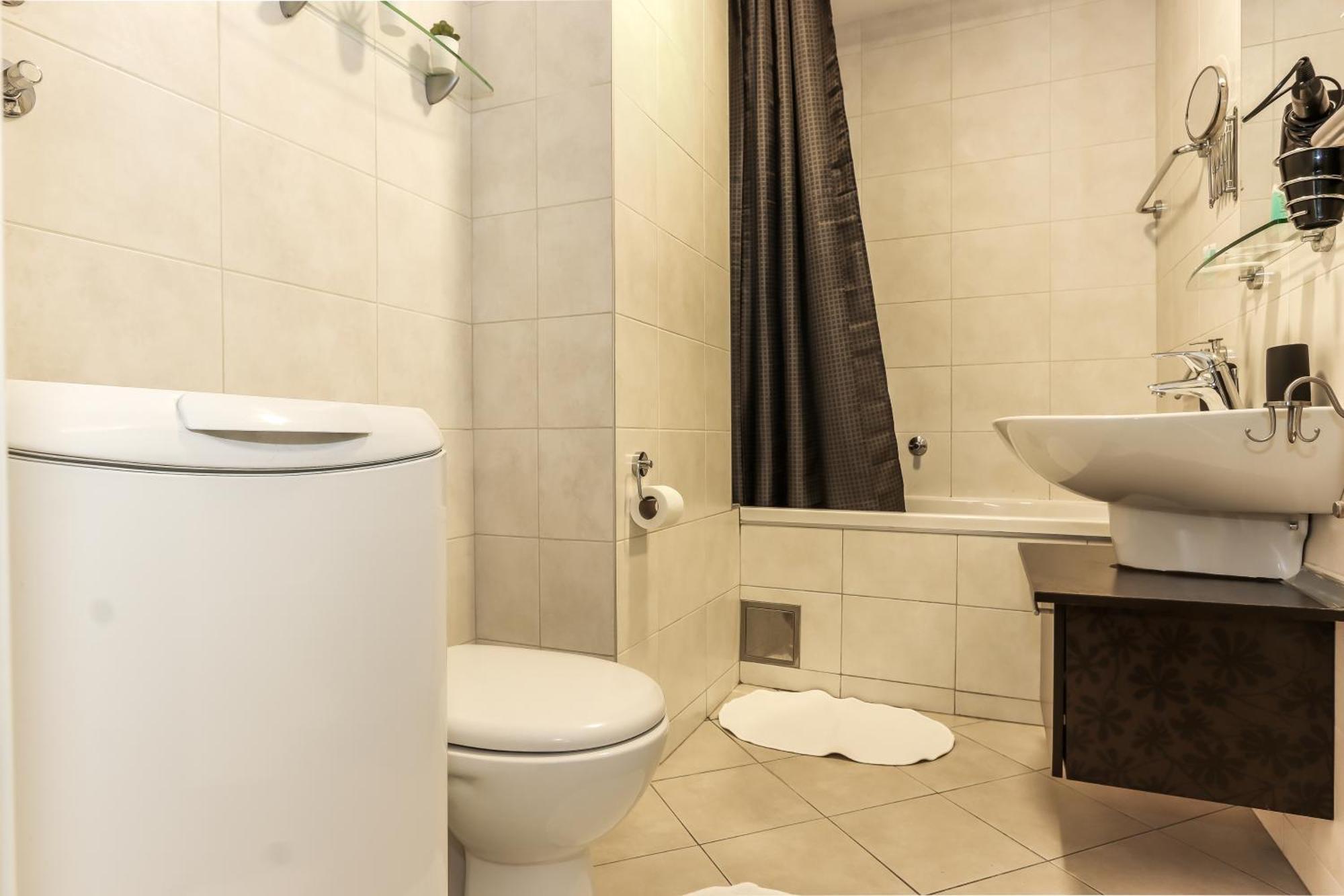 New Belgrade Apartments, Parking 5 Eur Per Day Ngoại thất bức ảnh