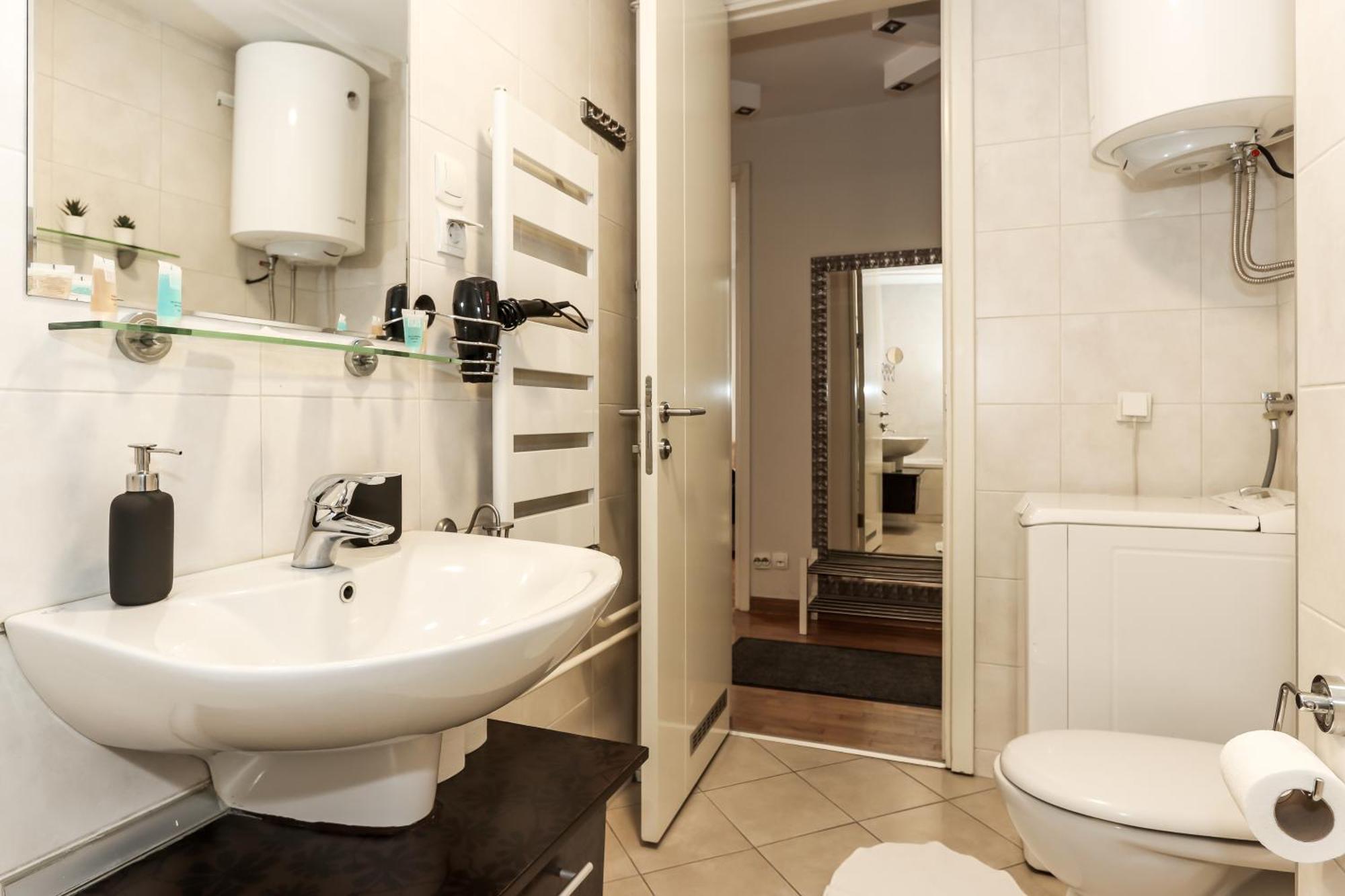 New Belgrade Apartments, Parking 5 Eur Per Day Ngoại thất bức ảnh