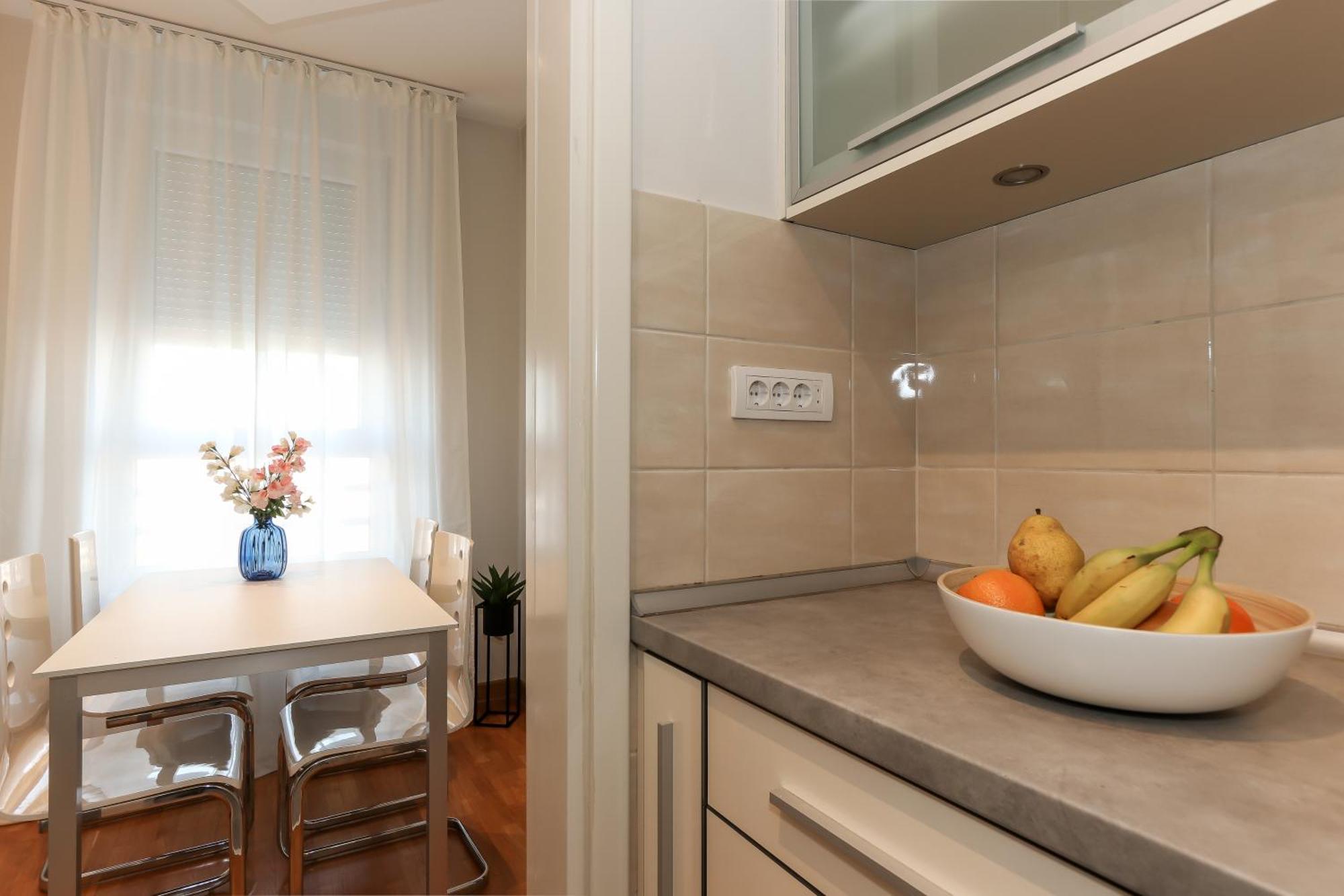 New Belgrade Apartments, Parking 5 Eur Per Day Phòng bức ảnh