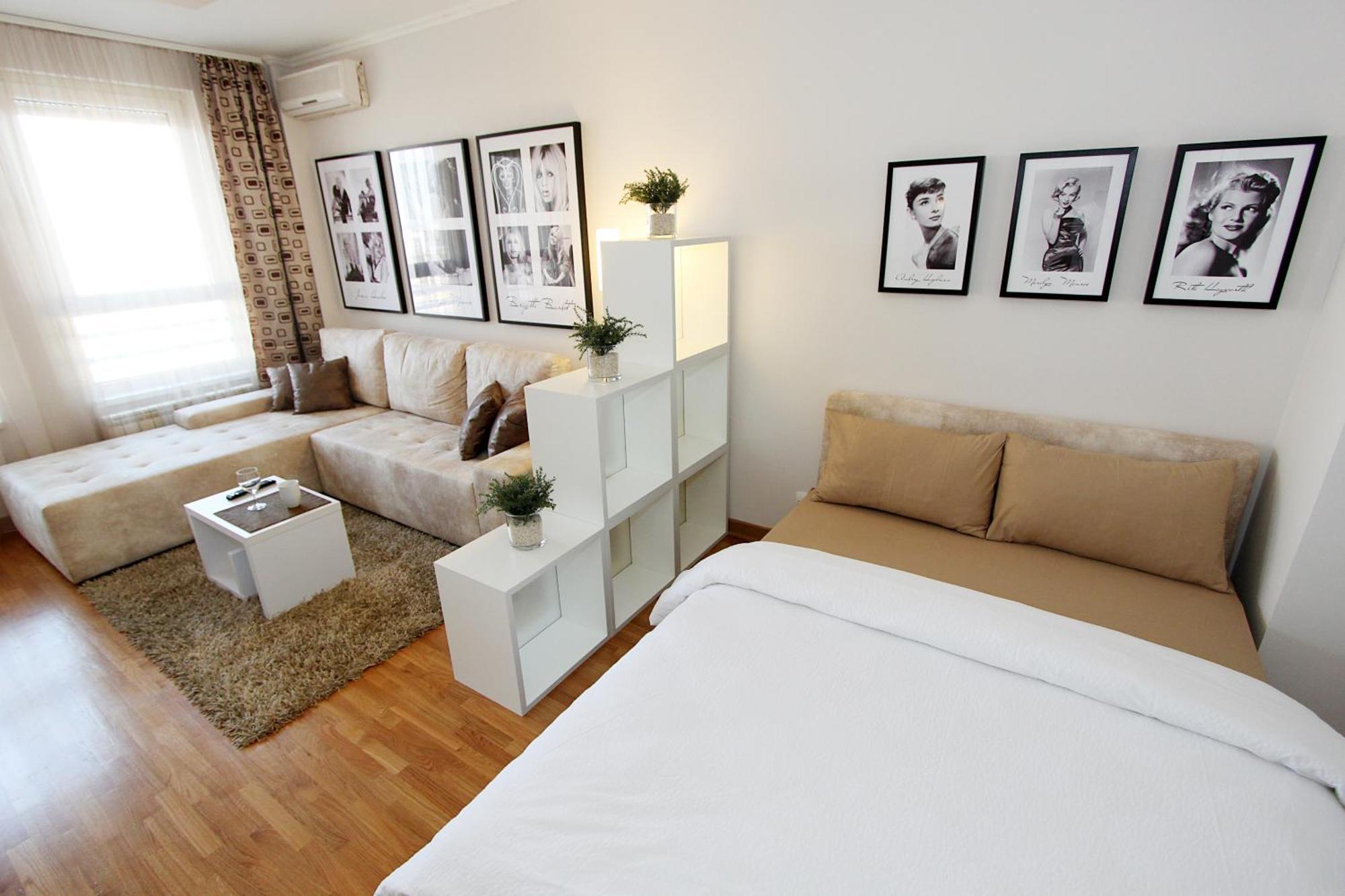 New Belgrade Apartments, Parking 5 Eur Per Day Phòng bức ảnh