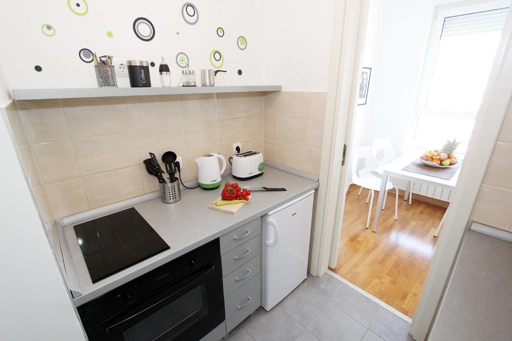 New Belgrade Apartments, Parking 5 Eur Per Day Phòng bức ảnh